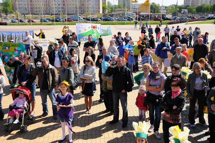 Żonkilowy festyn na rzecz hospicjum zdjęcie nr 44408