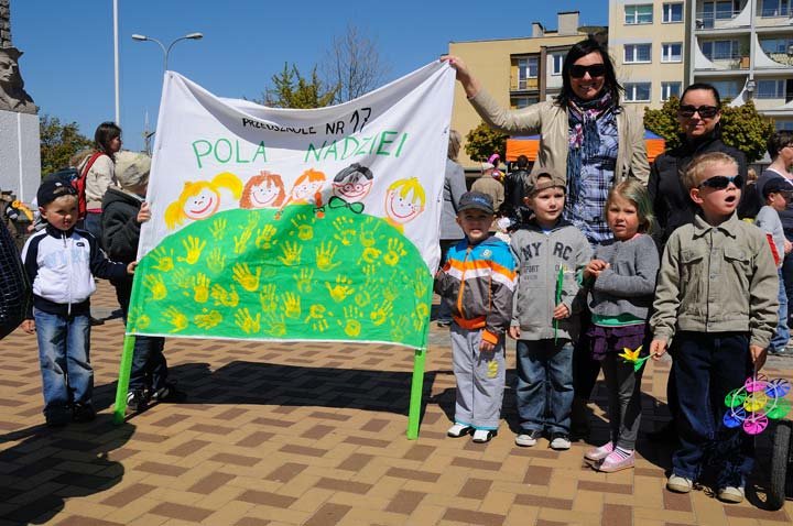 Żonkilowy festyn na rzecz hospicjum zdjęcie nr 44433