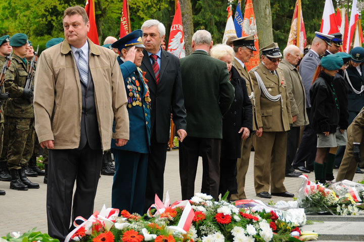 Obchody 66. rocznicy zakończenia II wojny światowej zdjęcie nr 44522