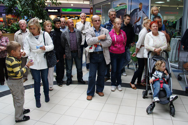 Elbląska Orkiestra Kameralna zagrała w Ogrodach zdjęcie nr 49313