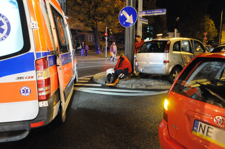 Wypadek na skrzyżowaniu zdjęcie nr 49804