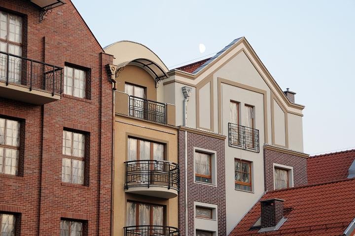 Nowe kamienice na Starym Mieście zdjęcie nr 50255