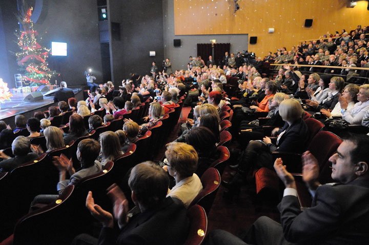 Koncert świąteczny dla żołnierzy i ich rodzin zdjęcie nr 51581