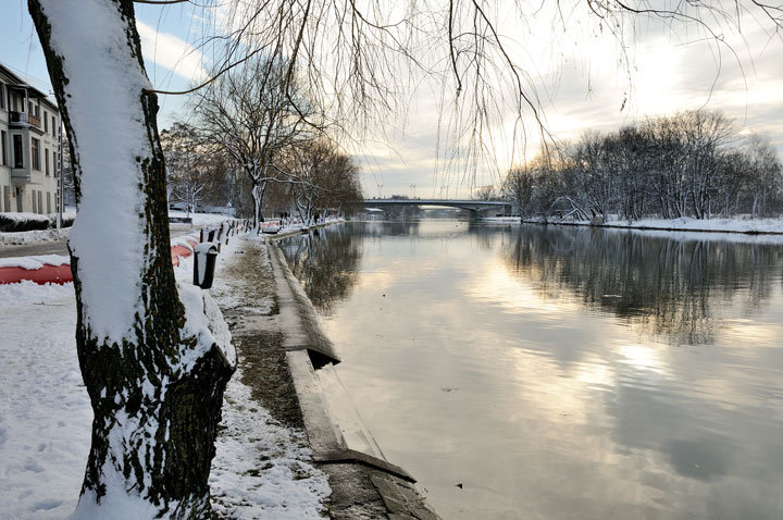 Woda wciąż wysoka ale opada zdjęcie nr 52401