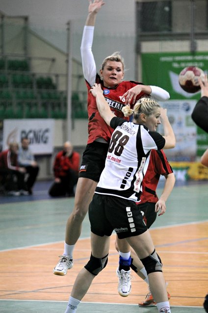 Trudna przeprawa (piłka ręczna) zdjęcie nr 54100