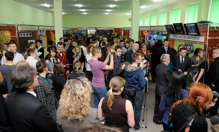 Targowanie się elbląskich szkół (o ucznia) zdjęcie nr 54456