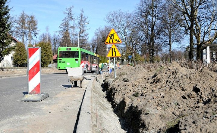 Wymiana krawężników przy ul. Agrykola zdjęcie nr 54677