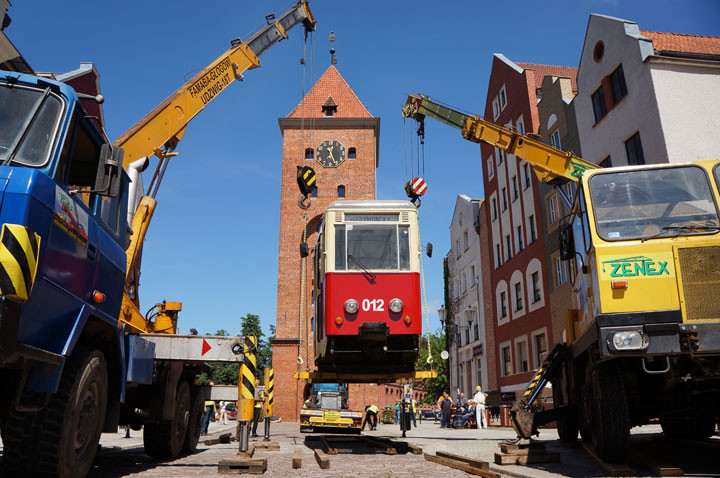 Tramwaj 5N stanął na Starówce zdjęcie nr 58905