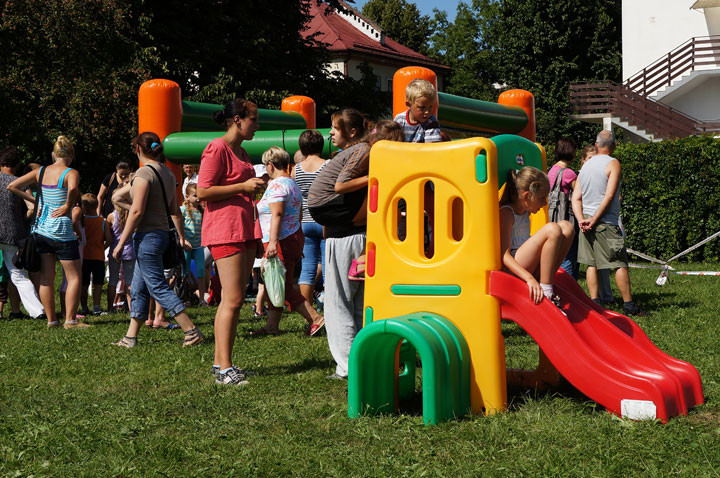 Rodzinny festyn sportowo-rekreacyjny „Wspólna zabawa łączy pokolenia” zdjęcie nr 59821