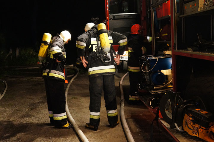 Nocny pożar w Gronowie Elbląskim zdjęcie nr 60221