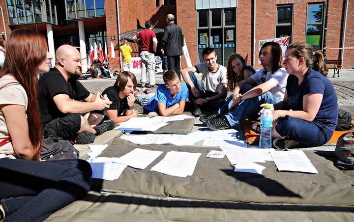 Ani wieńce, ani kwiaty zdjęcie nr 60431