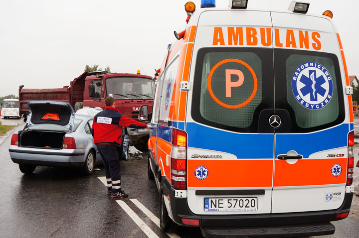 Nowina: wypadek na starej "siódemce" zdjęcie nr 61125