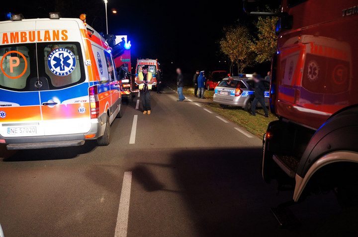 Wypadek na Łęczyckiej: cztery osoby ranne zdjęcie nr 62868