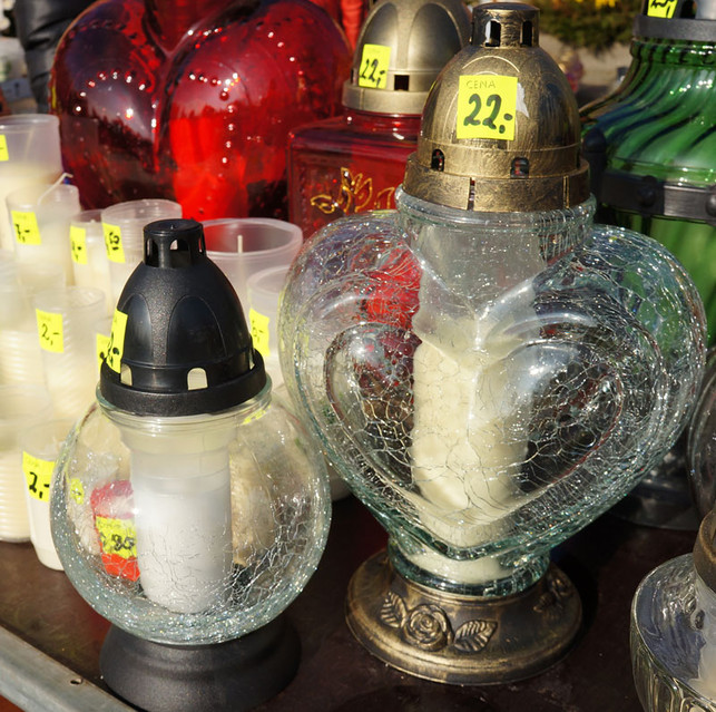 Przed Świętem Zmarłych zdjęcie nr 62953