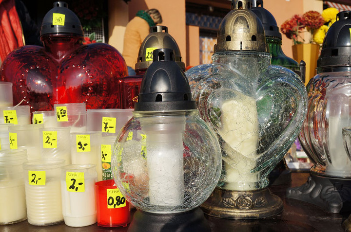 Przed Świętem Zmarłych zdjęcie nr 62955