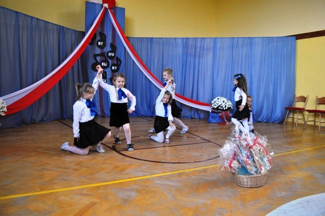 3. Międzyszkolny Konkurs Piosenki Patriotycznej zdjęcie nr 63372