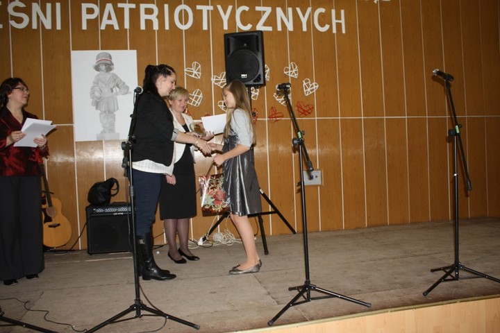II Międzyszkolny Przegląd Pieśni Patriotycznej zdjęcie nr 63756