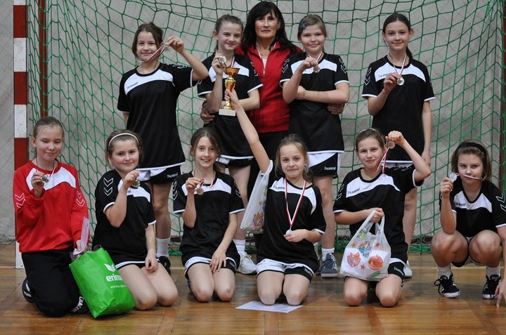 Sportowe sukcesy SP nr 9 zdjęcie nr 64419