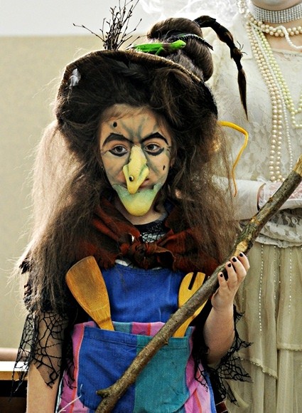 Bajkowe fryzury, finezyjne warkocze zdjęcie nr 66715