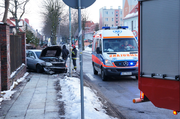 Zderzenie na skrzyżowaniu zdjęcie nr 67676