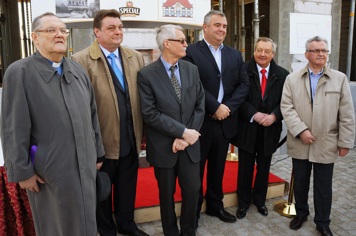 Wmurowanie kamienia węgielnego pod Specjal Pub zdjęcie nr 68365