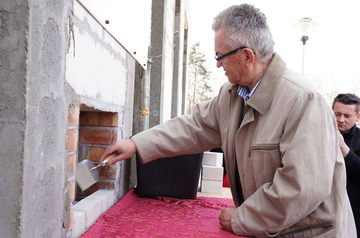 Wmurowanie kamienia węgielnego pod Specjal Pub zdjęcie nr 68359