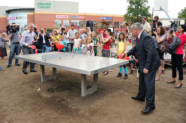 Plac zabaw w prezencie zdjęcie nr 70640