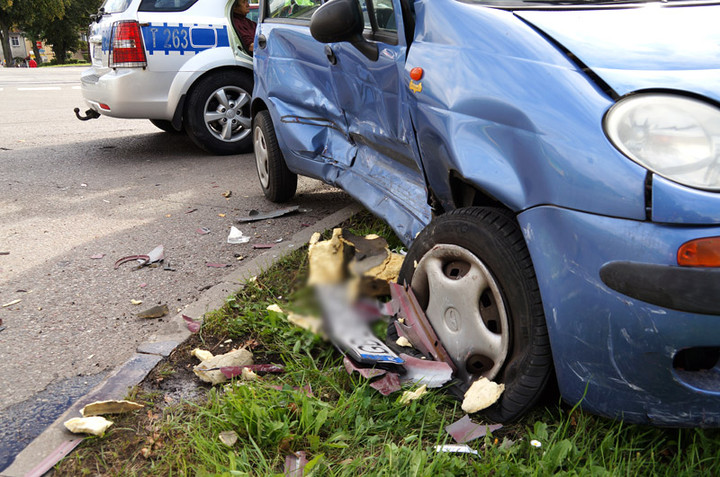 Płk. Dąbka: zderzenie matiza z mondeo zdjęcie nr 75512