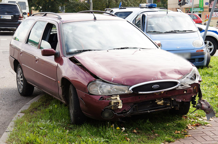 Płk. Dąbka: zderzenie matiza z mondeo zdjęcie nr 75508