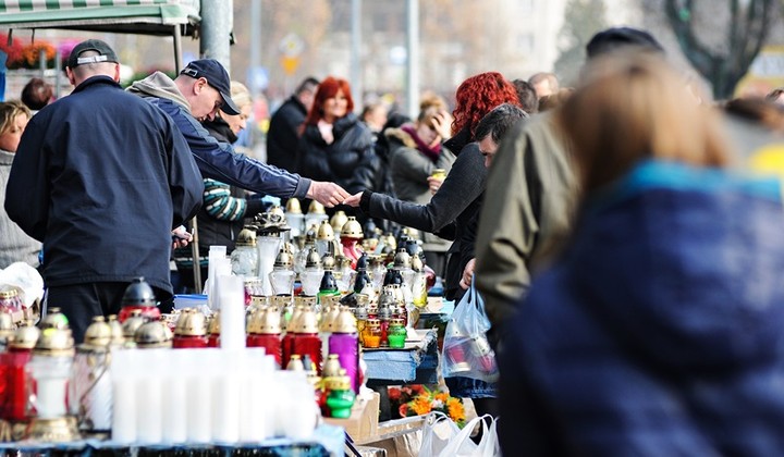 Tłumy na cmentarzach zdjęcie nr 78067