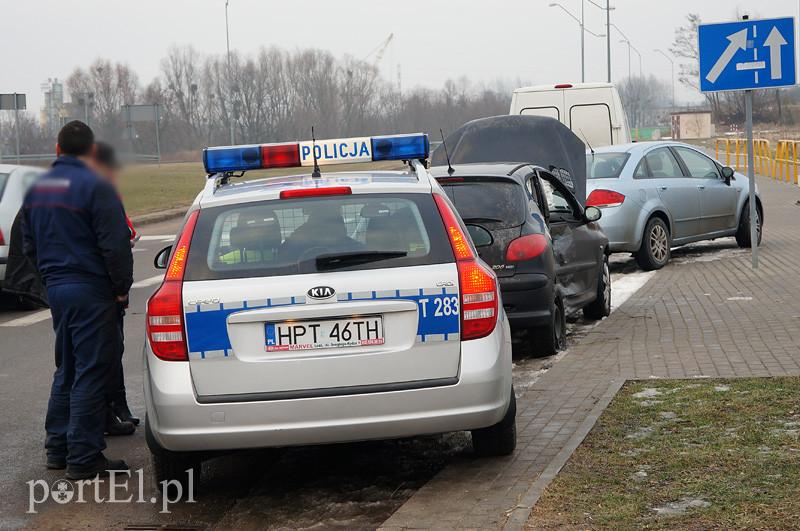 Dąbka-Ogólna: zderzenie na skrzyżowaniu zdjęcie nr 82012