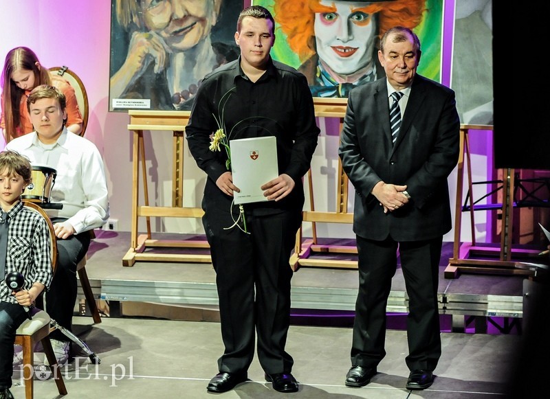 Nagrody za kulturalną pracę zdjęcie nr 86350