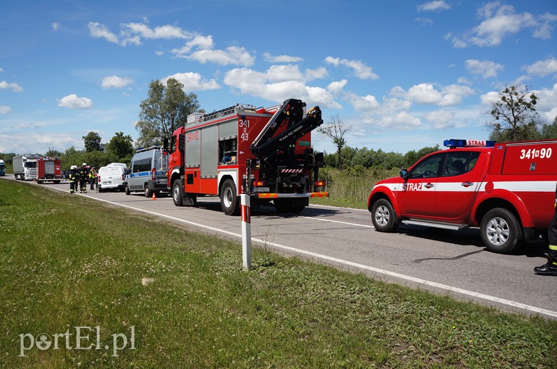 Elbląg Czołowe zderzenie na drodze nr 22