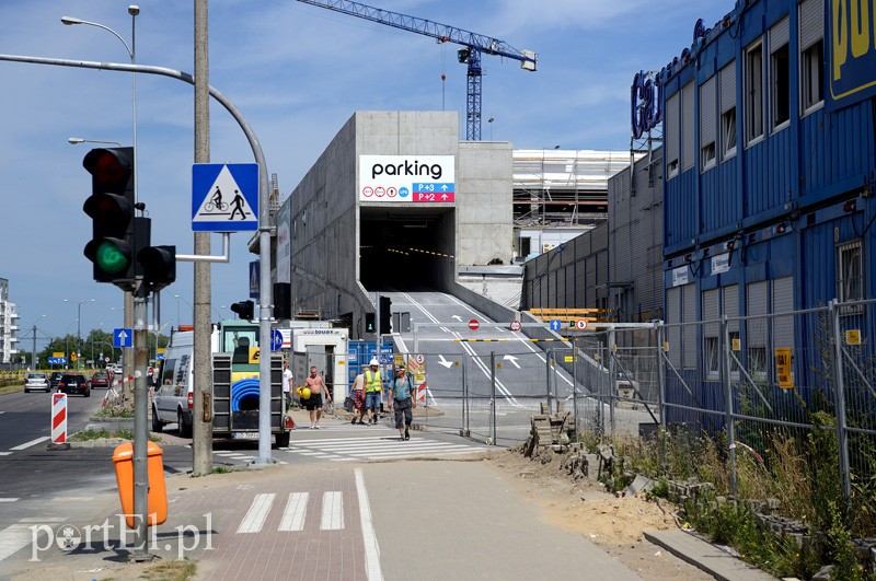 Elbląg Nowe parkingi w CH Ogrody