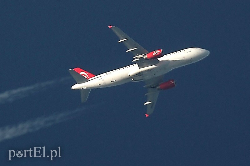 Airbus A320 - Amsterdam Airlines