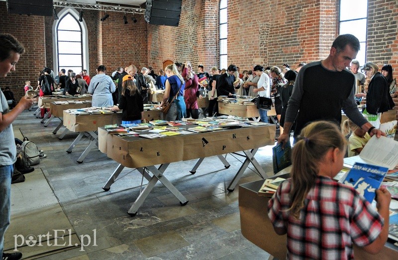 Kiermasz książek zdjęcie nr 92669