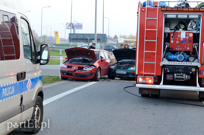 Elbląg Węzeł Wschód: zderzenie dwóch pojazdów