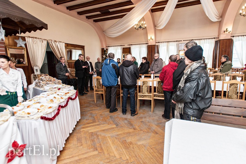 Chodzi o odrobinę człowieczeństwa zdjęcie nr 98788