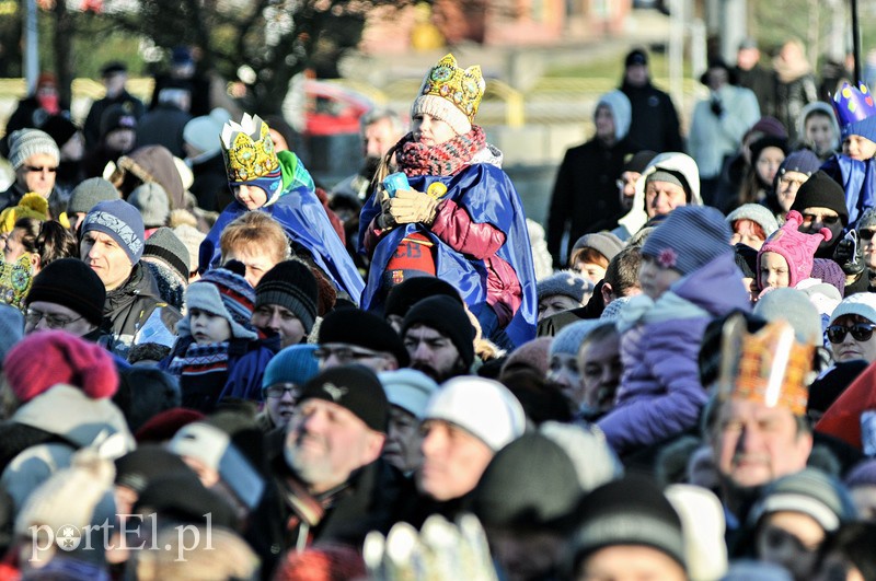 Trzej królowie przeszli ulicami Elbląga zdjęcie nr 99012