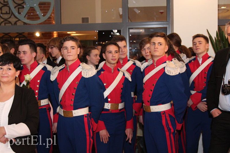 Studniówka 2015 - III Liceum Ogólnokształcące zdjęcie nr 100546