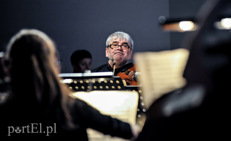 Wirtuoz skrzypiec i muzyka mistrzów zdjęcie nr 101902