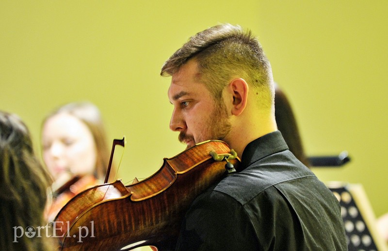 Wirtuoz skrzypiec i muzyka mistrzów zdjęcie nr 101915