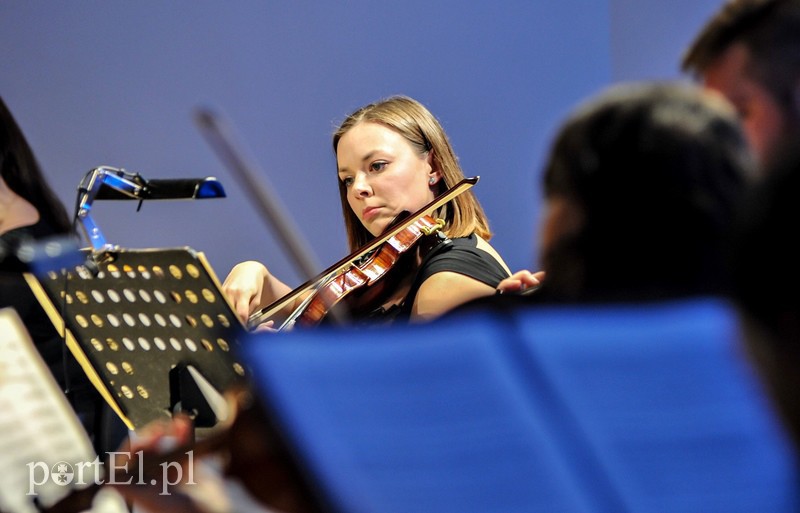 Wirtuoz skrzypiec i muzyka mistrzów zdjęcie nr 101903