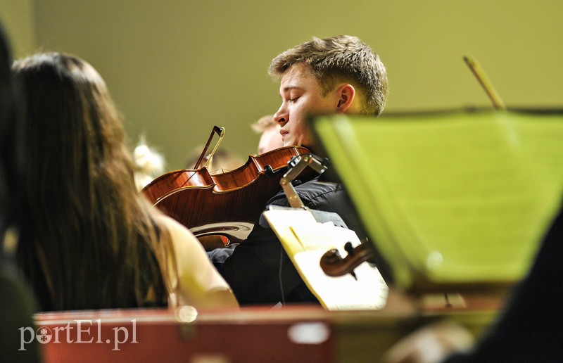 Wirtuoz skrzypiec i muzyka mistrzów zdjęcie nr 101917