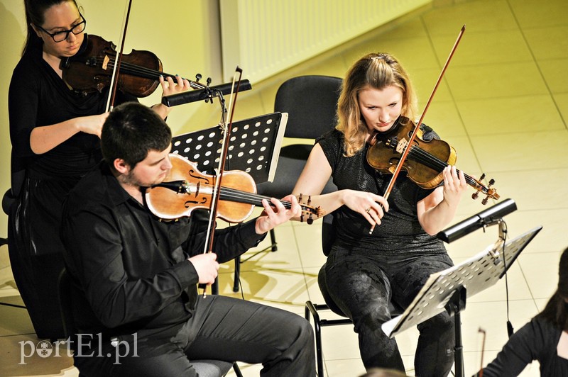 Wirtuoz skrzypiec i muzyka mistrzów zdjęcie nr 101910