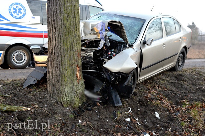 Wypadek na Fromborskiej: dwie osoby ranne zdjęcie nr 102327
