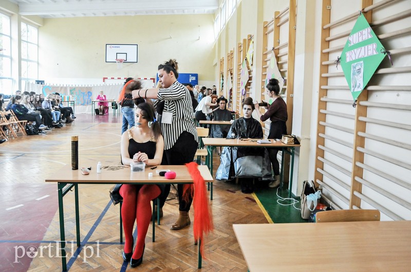 Przyszłość ma niebieskie usta zdjęcie nr 102640