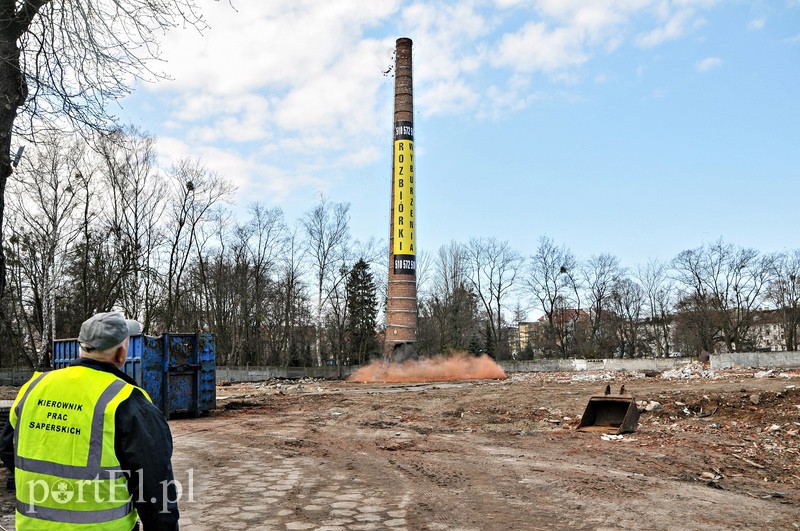 Wysadzili komin mleczarni. zdjęcie nr 103173