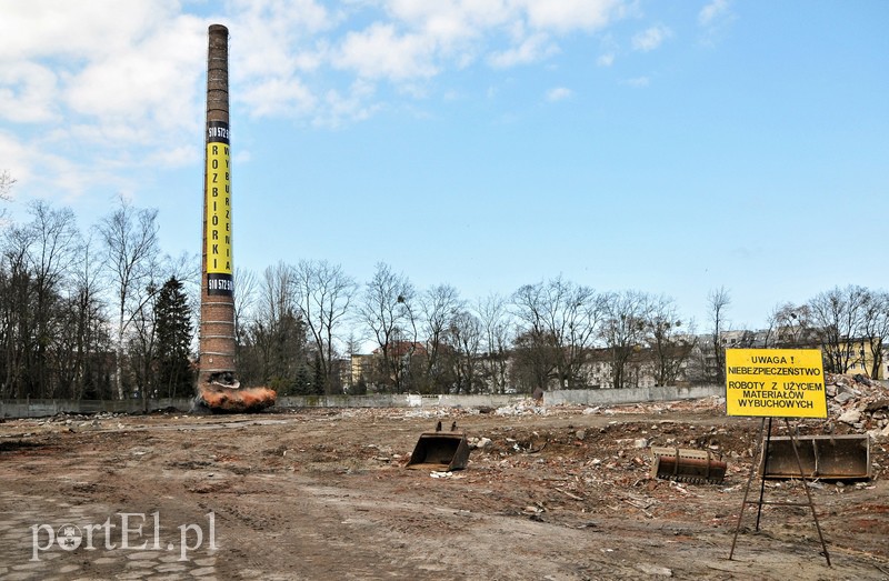 Wysadzili komin mleczarni. zdjęcie nr 103171