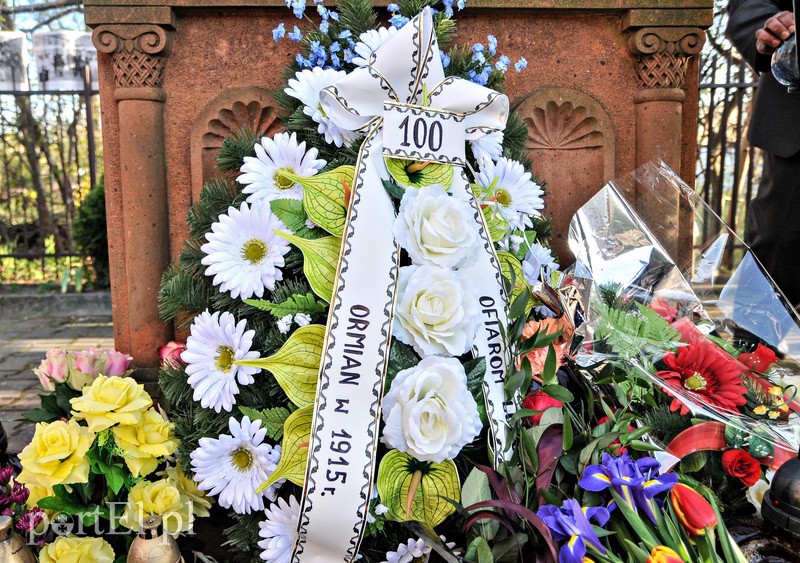 Ormianie złożyli hołd ofiarom ludobójstwa zdjęcie nr 104790